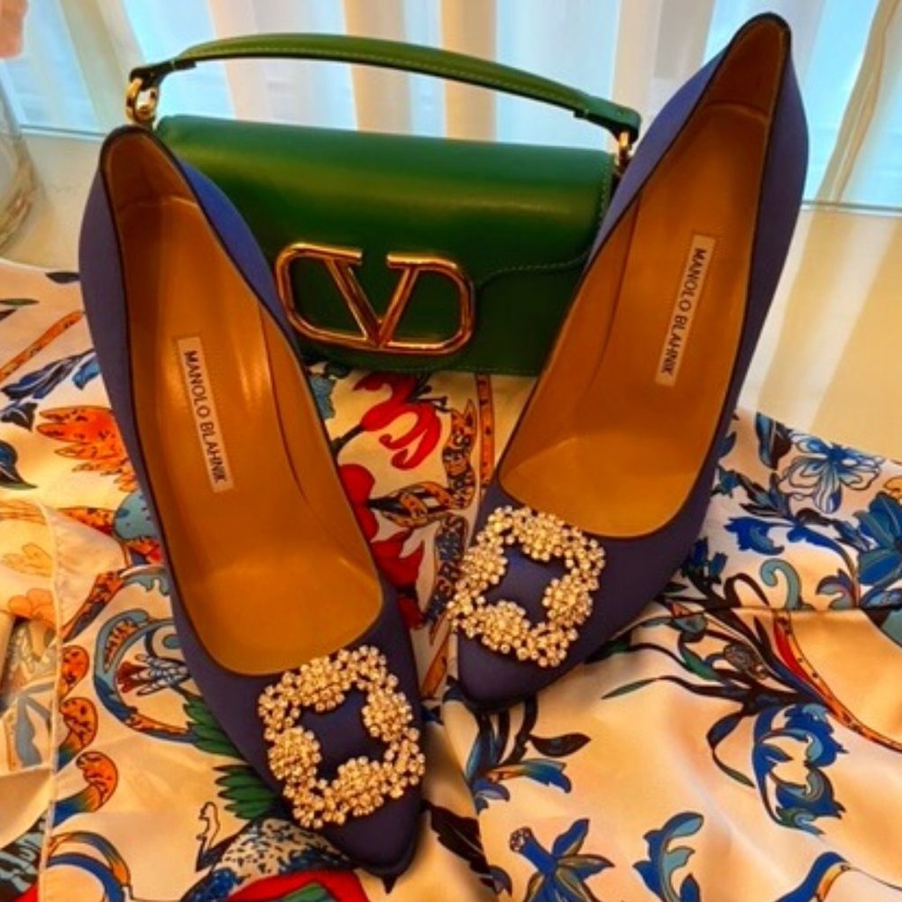 Manolo Blahnik Hangisi 4" Blue Satin Clear Crystal Buckle  Pumps - New 39.5EU